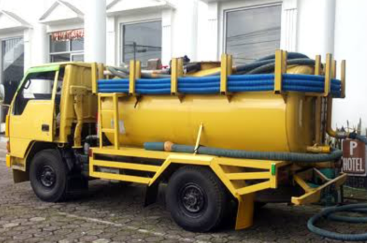 Sedot WC Mampet / Penuh Madiun – Solusi Cepat, Bersih, dan Bergaransi! Madiun